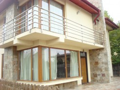 House for sale 4 rooms Pipera area 210 sqm