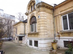 House for sale 7 rooms Armeneasca-Vasile Lascar area, Bucharest 231 sqm