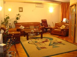 Villa for sale 6 rooms Bucharest Floreasca area