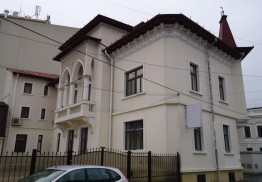 Building for sale Bucharest 30 rooms Unirii Square area 1280 sqm