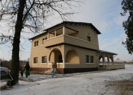 Furculesti, 7 room mansion for sale