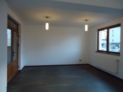 Villa for rent 4 rooms Pipera area, Bucharest 200 sqm