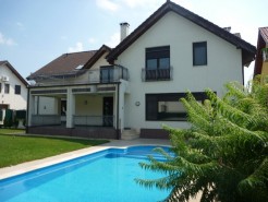 Villa for rent 6 rooms Baneasa area, Bucharest 500 sqm