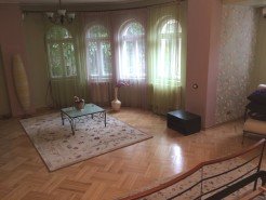 Vila de inchiriat 7 camere zona Calea Grivitei – Dacia, Bucuresti