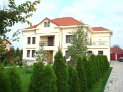 Villa for sale Bucharest 5 rooms Corbeanca area 500 sqm