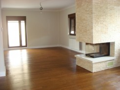 Villa for rent Bucharest 8 rooms Vatra Luminoasa area 630 sqm