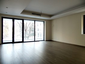 Apartament de inchiriat 3 camere zona Primaverii, Bucuresti