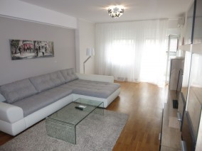 Apartment for rent 4 rooms Herastrau area, Bucharest 180 sqm