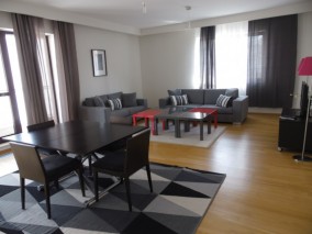 Apartament de inchiriat tip duplex, 4 camere zona Kiseleff, Bucuresti