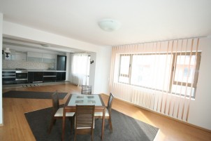 Apartment for sale 3 rooms Pantelimon-Florilor Park area, Bucharest 120 sqm