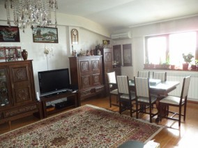 Apartment for sale 4 rooms Jiului Boulevard area, Bucharest 178 sqm