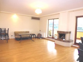 Apartment for sale 4 rooms Herastrau area, Bucharest 204 sqm