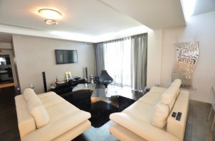 Apartment for sale 4 rooms Herastrau-Satul Francez area, Bucharest 170 sqm