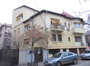 Apartment for sale in villa Bucharest 6 rooms Icoanei Garden area 311 sqm