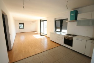 Penthouse apartment for sale 4 rooms Dacia area, Bucharest 230 sqm