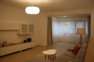 Apartament de inchiriat 2 camere tip duplex zona Piata Victoriei, Bucuresti 80 mp