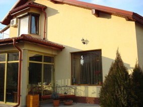 House for sale Bucharest 5 rooms Baneasa area 450 sqm