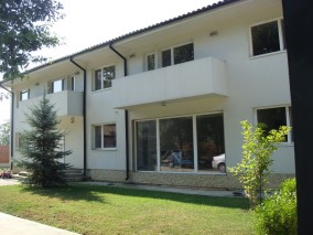 Vila de vanzare 6 camere zona Cernica