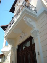 Villa for sale 15 rooms Bucharest Dacia Boulevard area-Icoanei Garden