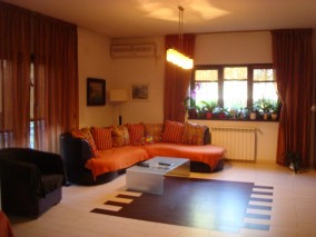 Villa for sale 5 rooms Bucharest Baneasa area