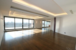 Penthouse for sale Bucharest 4 rooms Nordului area 504 sqm