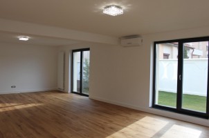 Villa for rent 5 rooms Pipera – American School area, Bucharest 270 sqm