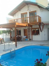 Villa for rent 7 rooms Herastrau area, Bucharest 235 sqm