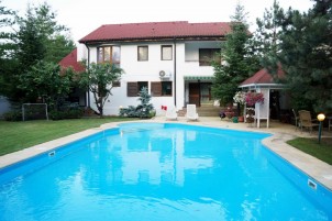 Villa for rent Bucharest 6 rooms Pipera – American School area 430 sqm