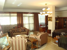 Vila de vanzare Bucuresti 6 camere zona Baneasa-Pipera 715 mp